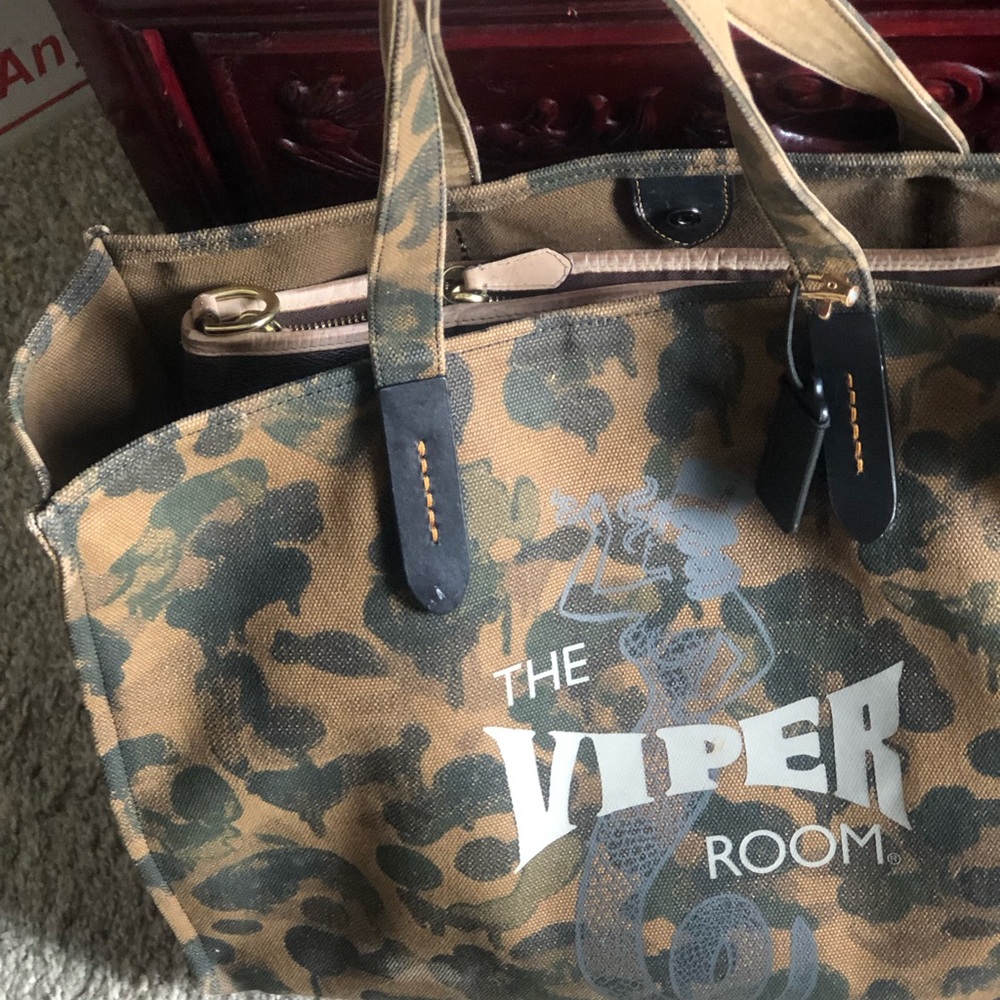 NWT Coach XViper Room wild beast camo green